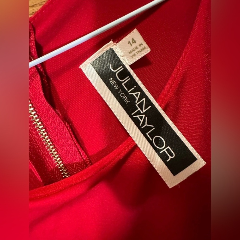 Julian Taylor Red Layered Wide Leg Jumpsuit | Size 14 - Picture 3 of 6